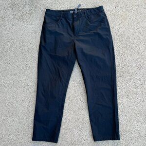 Vuori Meta Pant Size 33 waist 27 inseam Navy Blue Zip Fly V430